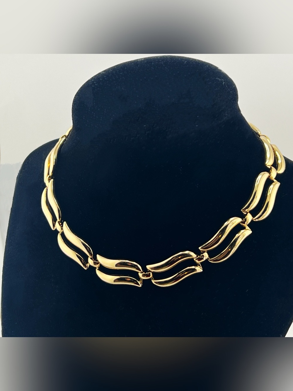 1950s Monet "Medley" Collection Choker & Bracelet - Picture 3 of 7